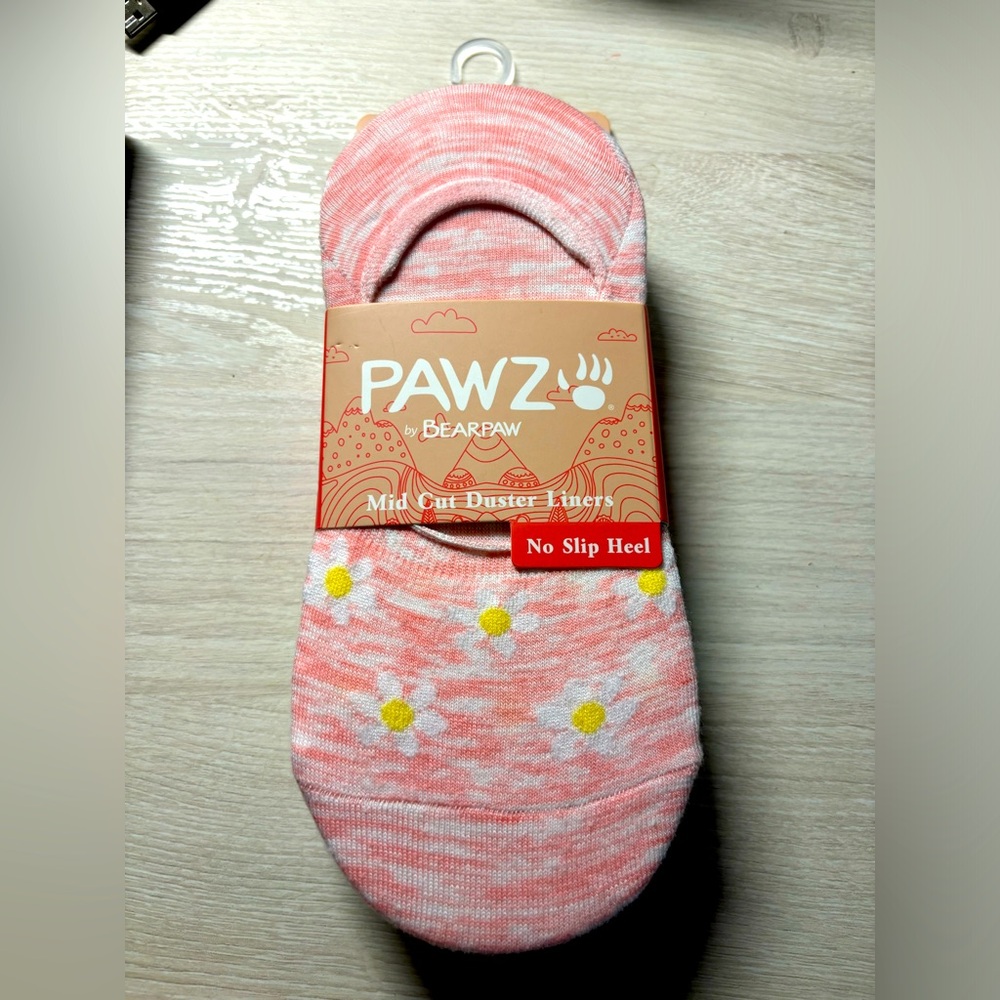 Pawz by BearPaw 6 pack socks